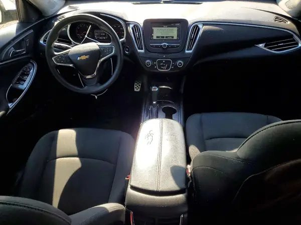1G1ZE5ST2HF108893 2017 CHEVROLET MALIBU - Image 8
