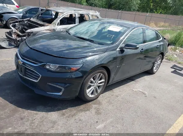 1G1ZE5ST2HF111776 2017 CHEVROLET MALIBU - Image 2