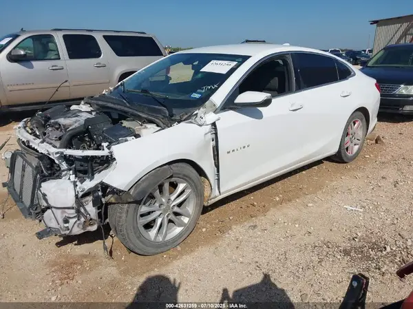 1G1ZE5ST2HF113172 2017 CHEVROLET MALIBU - Image 2