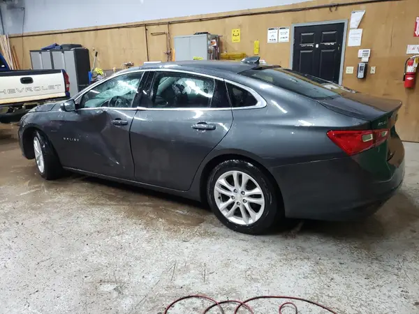 1G1ZE5ST2HF121174 2017 CHEVROLET MALIBU - Image 2