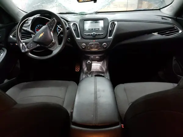 1G1ZE5ST2HF121174 2017 CHEVROLET MALIBU - Image 8