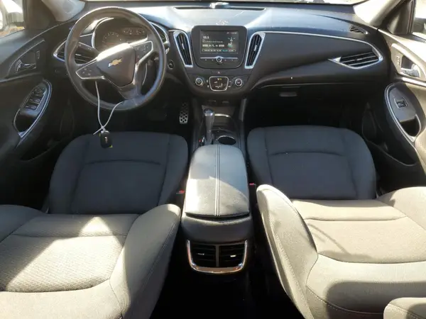 1G1ZE5ST2HF121370 2017 CHEVROLET MALIBU - Image 8