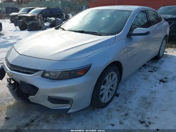 1G1ZE5ST2HF121692 2017 CHEVROLET MALIBU - Image 2