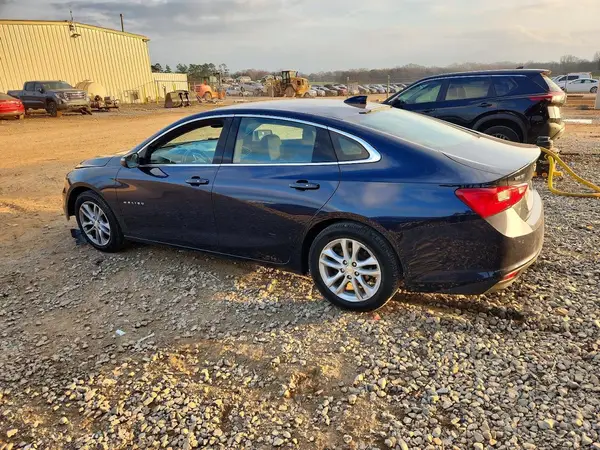 1G1ZE5ST2HF139495 2017 CHEVROLET MALIBU - Image 2
