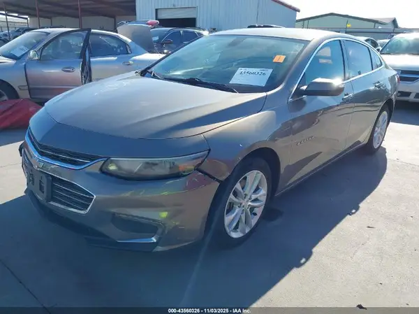 1G1ZE5ST2HF146981 2017 CHEVROLET MALIBU - Image 2