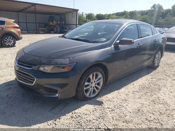 1G1ZE5ST2HF153588 2017 CHEVROLET MALIBU - Image 2