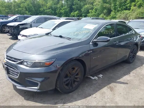 1G1ZE5ST2HF154238 2017 CHEVROLET MALIBU - Image 2