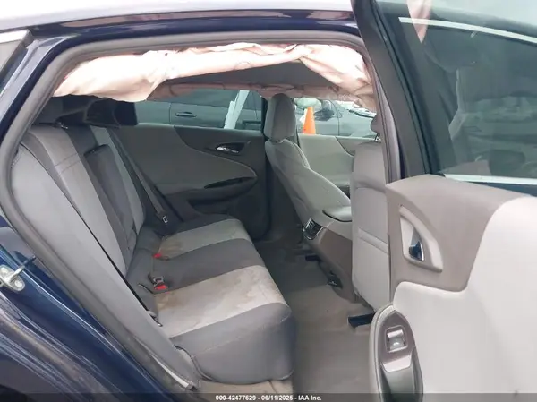1G1ZE5ST2HF154403 2017 CHEVROLET MALIBU - Image 8