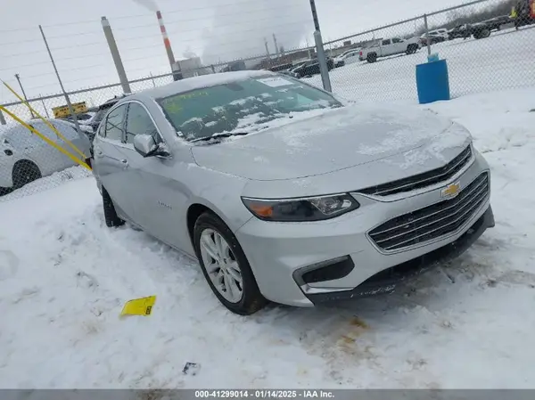 1G1ZE5ST2HF157981 2017 CHEVROLET MALIBU - Image 1