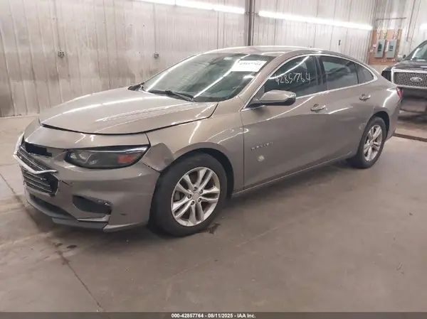 1G1ZE5ST2HF162307 2017 CHEVROLET MALIBU - Image 2