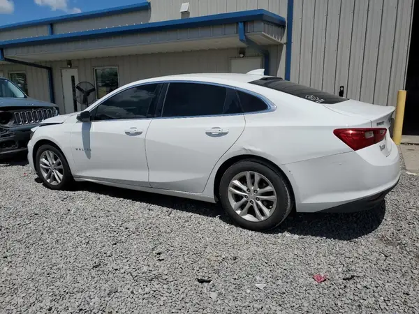 1G1ZE5ST2HF162999 2017 CHEVROLET MALIBU - Image 2