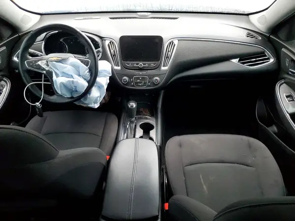 1G1ZE5ST2HF165840 2017 CHEVROLET MALIBU - Image 8