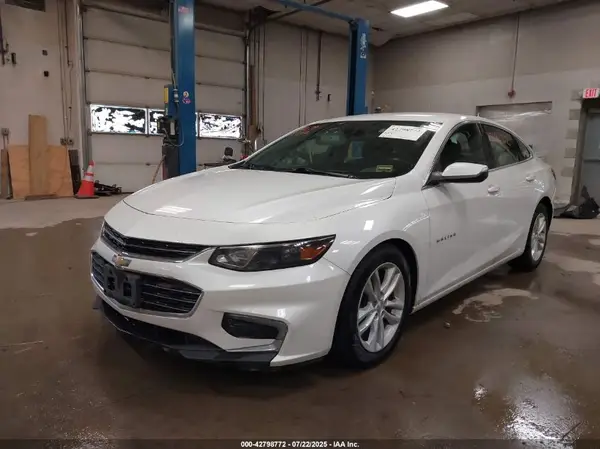 1G1ZE5ST2HF168642 2017 CHEVROLET MALIBU - Image 2