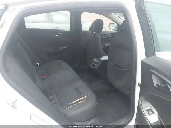 1G1ZE5ST2HF179141 2017 CHEVROLET MALIBU - Image 8