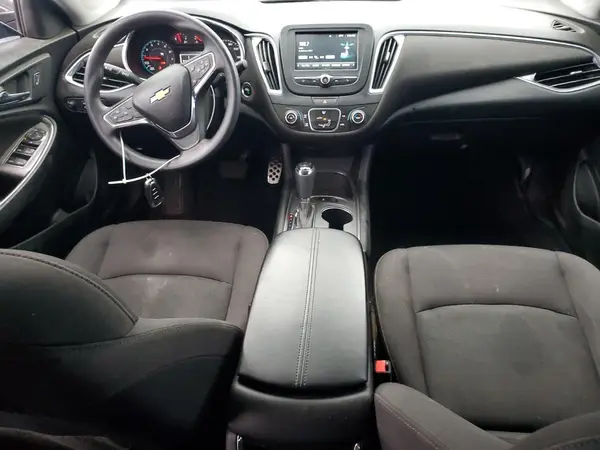 1G1ZE5ST2HF182556 2017 CHEVROLET MALIBU - Image 8