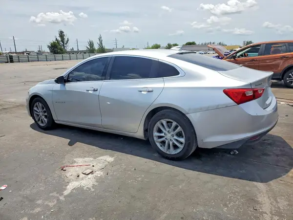 1G1ZE5ST2HF185831 2017 CHEVROLET MALIBU - Image 2
