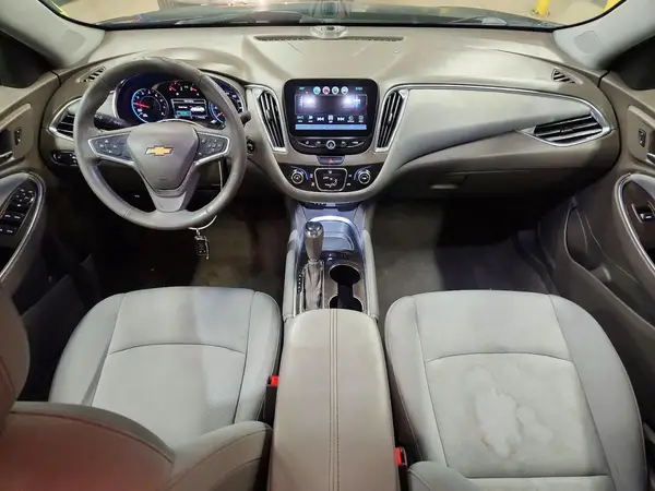 1G1ZE5ST2HF190205 2017 CHEVROLET MALIBU - Image 8