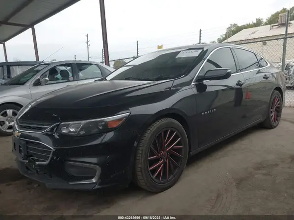 1G1ZE5ST2HF197901 2017 CHEVROLET MALIBU - Image 2
