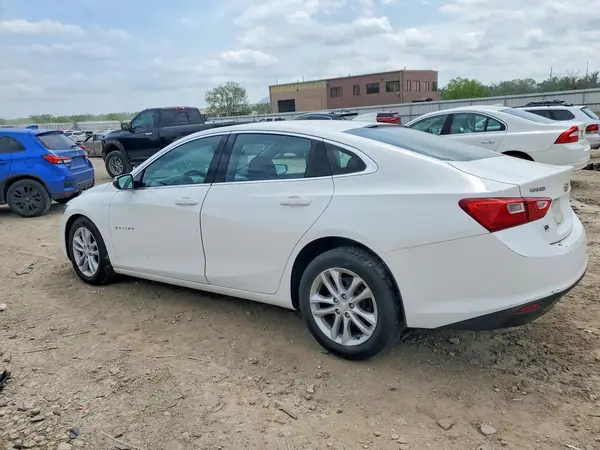 1G1ZE5ST2HF202997 2017 CHEVROLET MALIBU - Image 2