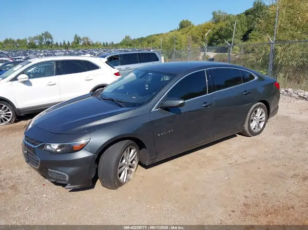 1G1ZE5ST2HF209710 2017 CHEVROLET MALIBU - Image 2