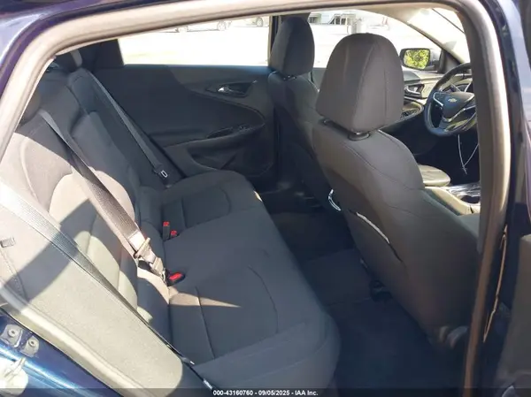 1G1ZE5ST2HF214132 2017 CHEVROLET MALIBU - Image 8