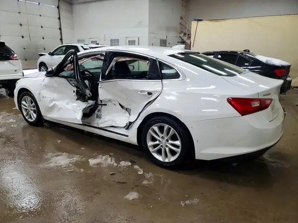 1G1ZE5ST2HF215197 2017 CHEVROLET MALIBU - Image 2
