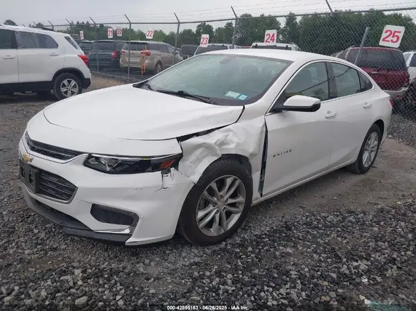 1G1ZE5ST2HF218584 2017 CHEVROLET MALIBU - Image 2