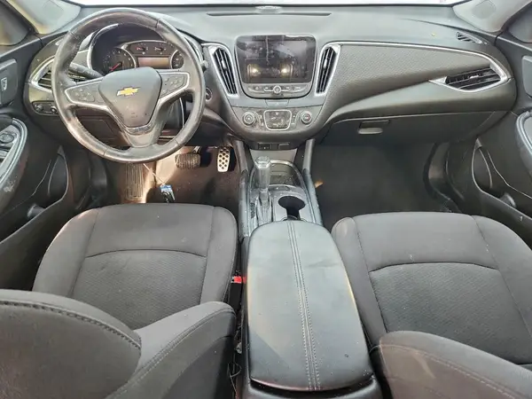 1G1ZE5ST2HF221078 2017 CHEVROLET MALIBU - Image 8