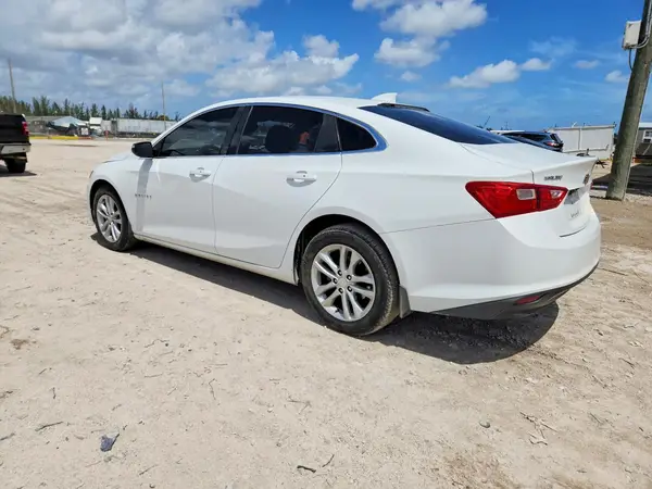 1G1ZE5ST2HF231352 2017 CHEVROLET MALIBU - Image 2