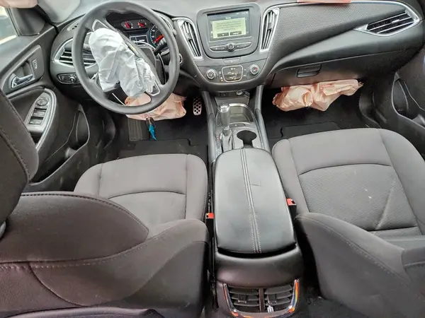 1G1ZE5ST2HF231836 2017 CHEVROLET MALIBU - Image 8