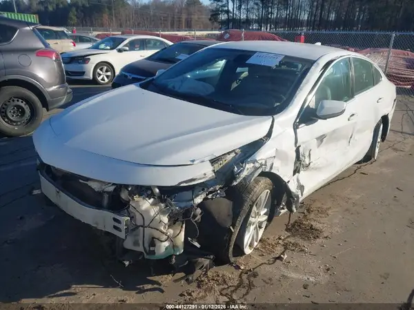 1G1ZE5ST2HF232002 2017 CHEVROLET MALIBU - Image 2