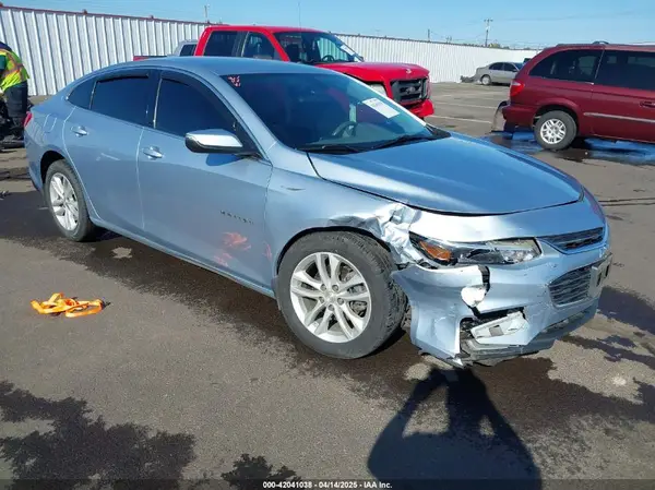 1G1ZE5ST2HF235823 2017 CHEVROLET MALIBU - Image 1