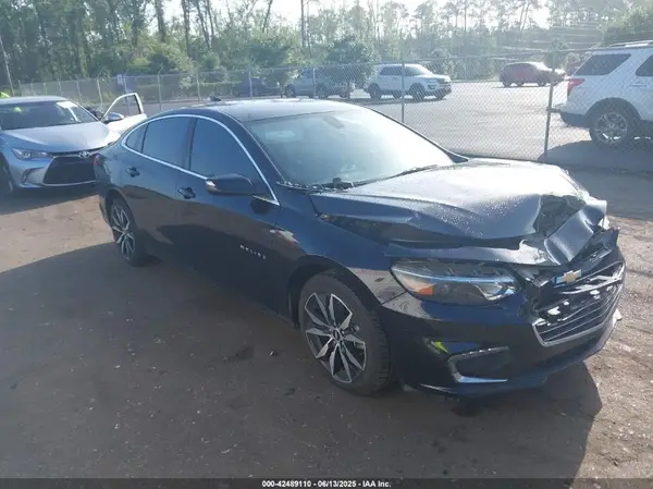 1G1ZE5ST2HF236325 2017 CHEVROLET MALIBU - Image 1