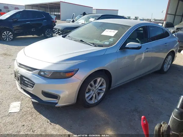 1G1ZE5ST2HF239323 2017 CHEVROLET MALIBU - Image 2