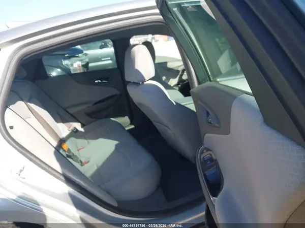 1G1ZE5ST2HF239323 2017 CHEVROLET MALIBU - Image 8