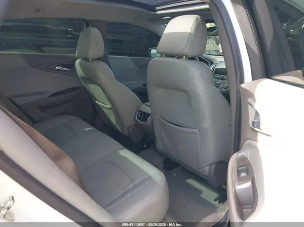 1G1ZE5ST2HF242206 2017 CHEVROLET MALIBU - Image 8