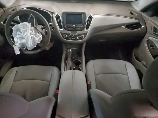 1G1ZE5ST2HF243324 2017 CHEVROLET MALIBU - Image 8