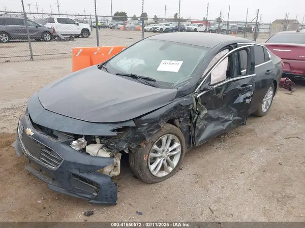 1G1ZE5ST2HF250600 2017 CHEVROLET MALIBU - Image 2