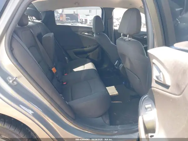1G1ZE5ST2HF255862 2017 CHEVROLET MALIBU - Image 8