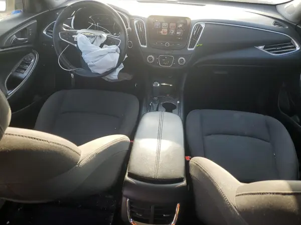 1G1ZE5ST2HF261113 2017 CHEVROLET MALIBU - Image 8