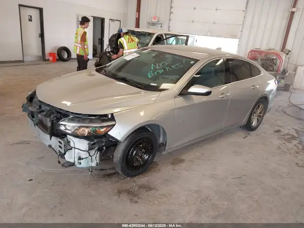 1G1ZE5ST2HF262584 2017 CHEVROLET MALIBU - Image 2