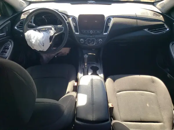 1G1ZE5ST2HF271303 2017 CHEVROLET MALIBU - Image 8