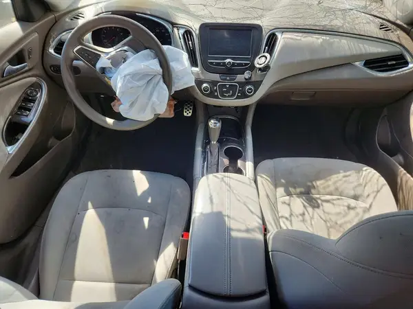 1G1ZE5ST3GF205826 2016 CHEVROLET MALIBU - Image 8