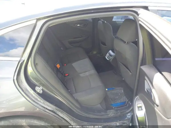 1G1ZE5ST3GF216762 2016 CHEVROLET MALIBU - Image 8