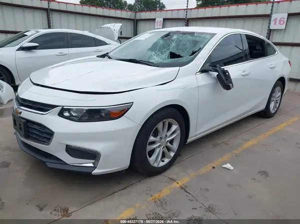 1G1ZE5ST3GF240933 2016 CHEVROLET MALIBU - Image 2