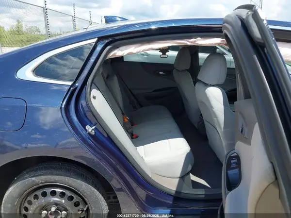 1G1ZE5ST3GF245338 2016 CHEVROLET MALIBU - Image 8