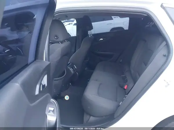 1G1ZE5ST3GF270014 2016 CHEVROLET MALIBU - Image 8