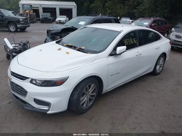 1G1ZE5ST3GF274418 2016 CHEVROLET MALIBU - Image 2