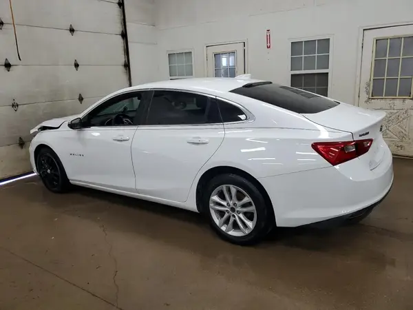 1G1ZE5ST3GF332348 2016 CHEVROLET MALIBU - Image 2