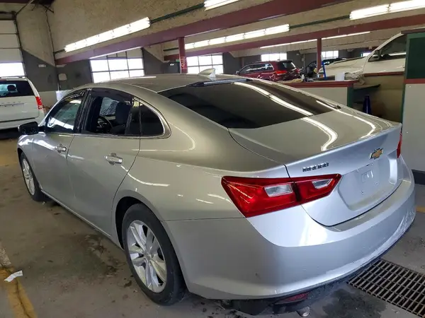 1G1ZE5ST3HF108031 2017 CHEVROLET MALIBU - Image 2